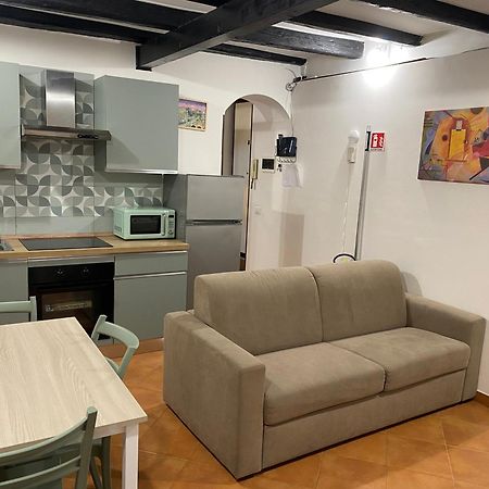 Casa Vicolo Moroni - Trastevere Rzym Zewnętrze zdjęcie